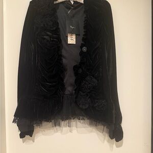 Black Blazer with Structured Silhouette